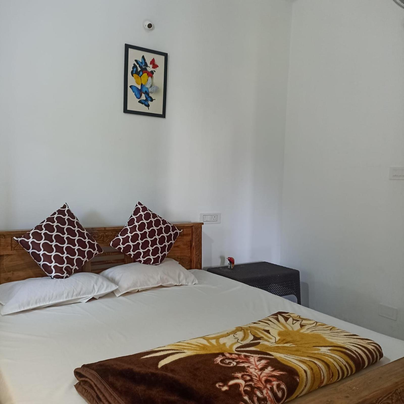 Cloudy Adobe Villa Madikeri Bagian luar foto